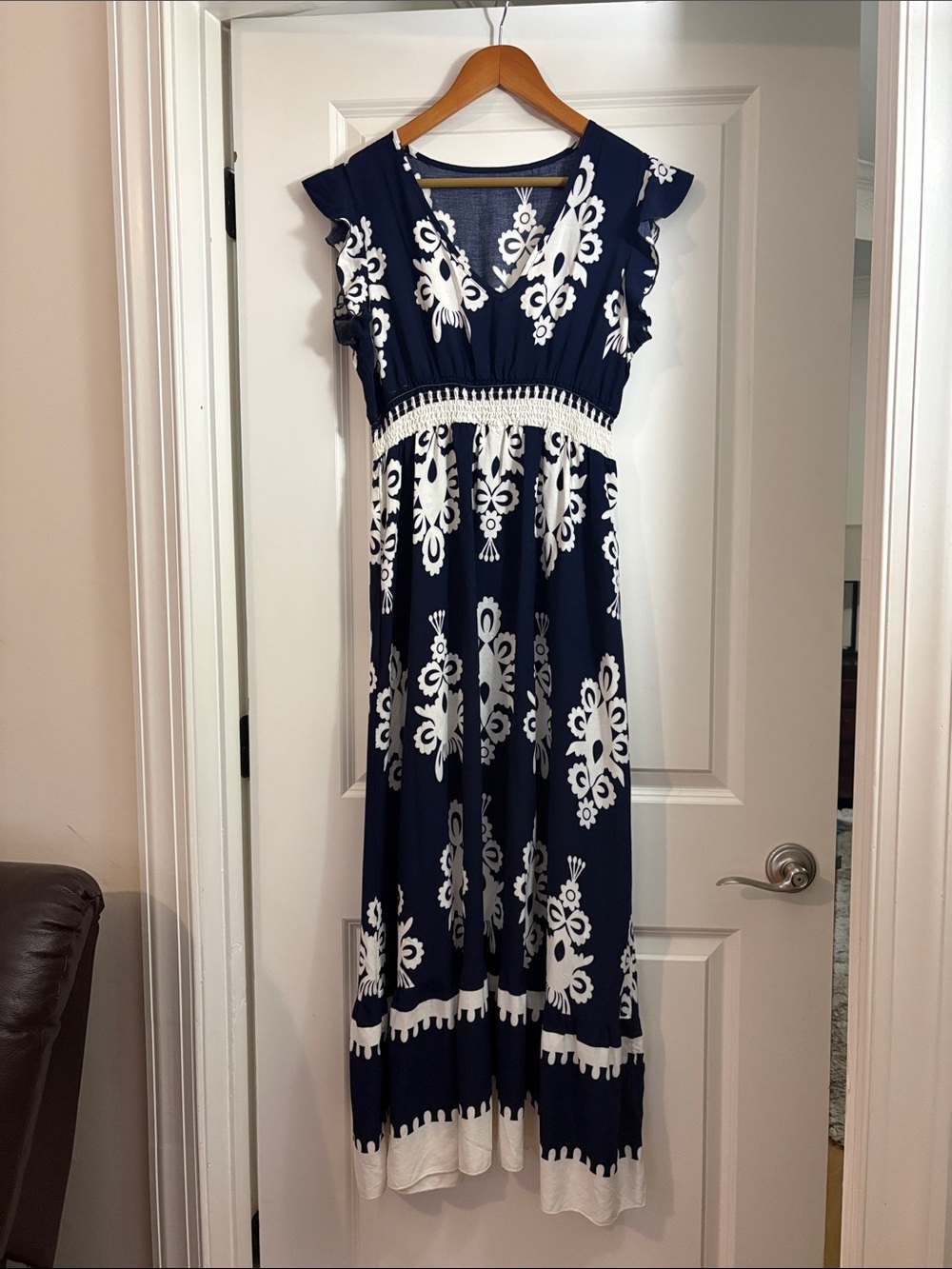 Emery Rose Navy and White Floral Maxi Dress with Crochet Waist, Women’s size XL